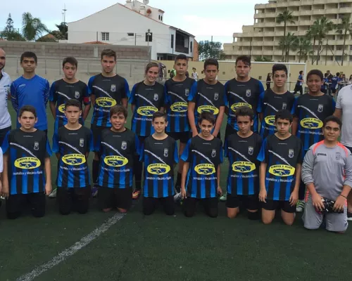 Simeón e Hijos patrocina al U.D. Longuera Toscal infantil B