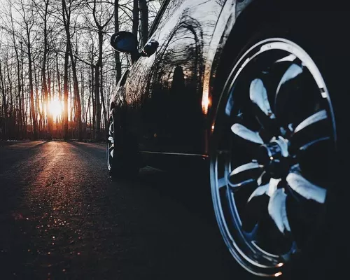 Errores a la hora de elegir y mantener los neumáticos de su vehículo