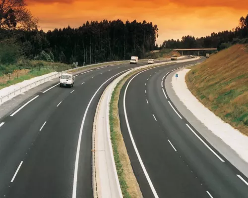 Carreteras con neum&aacute;ticos reciclados, &iquest;por qu&eacute; no?