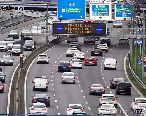 Mantenimiento, neumáticos, frenos, ITV, luces…, foco de la nueva campaña de control de vehículos de la DGT hasta el próximo domingo